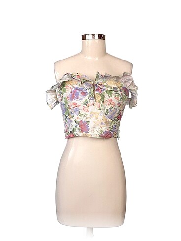 Bershka Mini Üst %70 İndirimli.