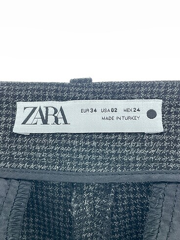 34 Beden çeşitli Renk Zara Kumaş Pantolon %70 İndirimli.