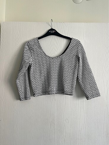 Siyah crop