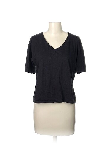 Trendyol & Milla T-shirt %70 İndirimli.