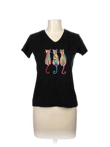 Diğer T-shirt %70 İndirimli.
