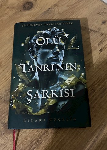 Ölü Tanrının Şarkısı - Ölü şehrin şarkısı Dilara Özçelik