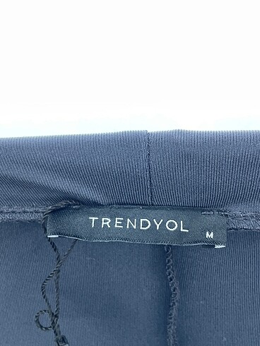 m Beden gri Renk Trendyol & Milla Mini Etek %70 İndirimli.