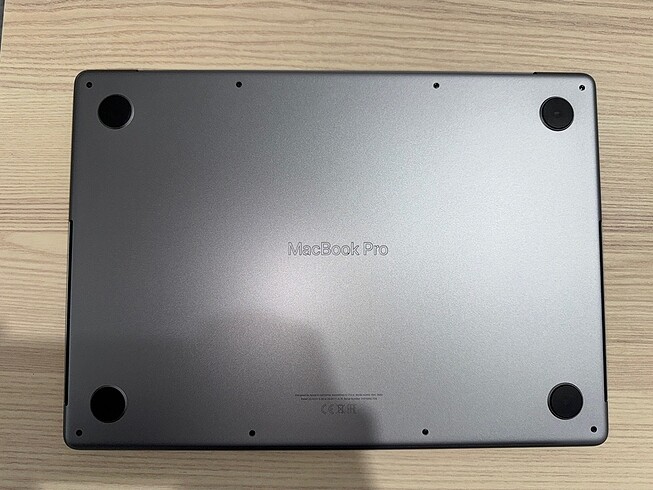 Beden MacBook Pro M1 Pro 14 8/16 garantili
