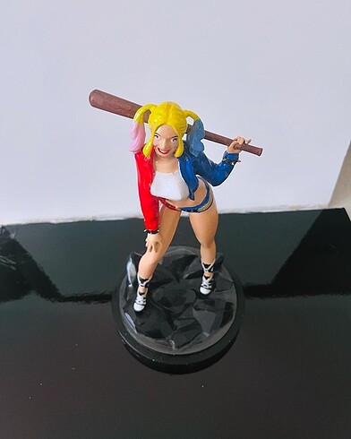  Beden Harley Quinn