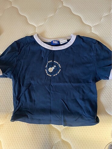 tenis t shirtü