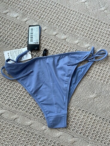Trendyol & Milla Sıfır bikini