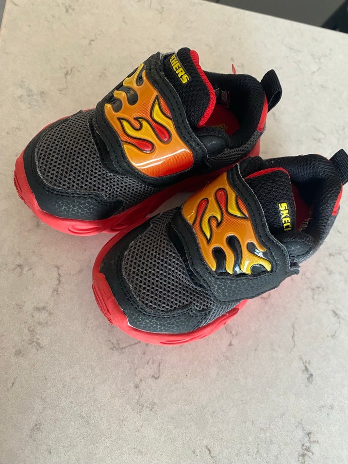 Kırmızı ateş Desenli Erkek Çocuk Spor Ayakkabı - Görsel 5