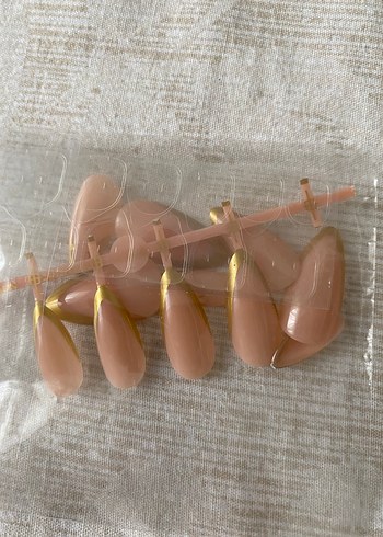 Bej Pastel Tırnak Süslemeleri - Görsel 2