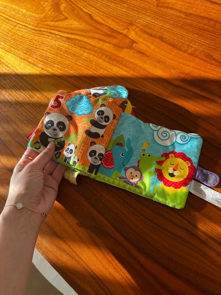 Fisher Price Hayvan Temalı Eğitici Yumuşak Kitap - Görsel 2