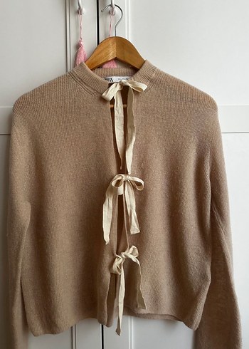 Zara fiyonk detaylı triko hırka  - Görsel 4