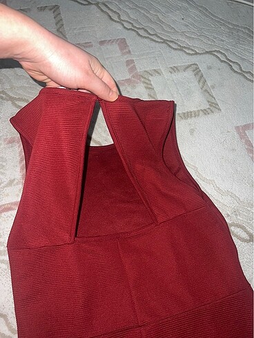 Kırmızı gece elbisesi - Görsel 4