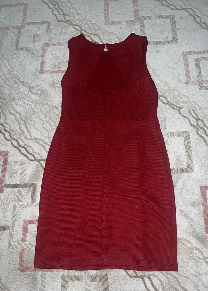 Kırmızı gece elbisesi - Görsel 5