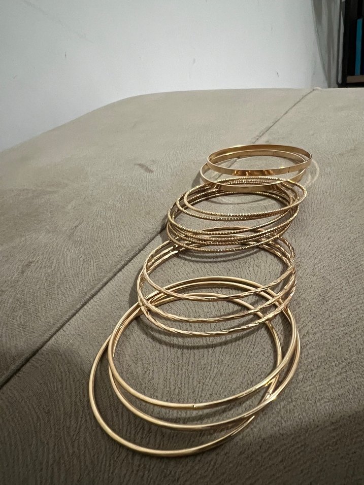 Altın Renk Kadın Bileklik - Görsel 2