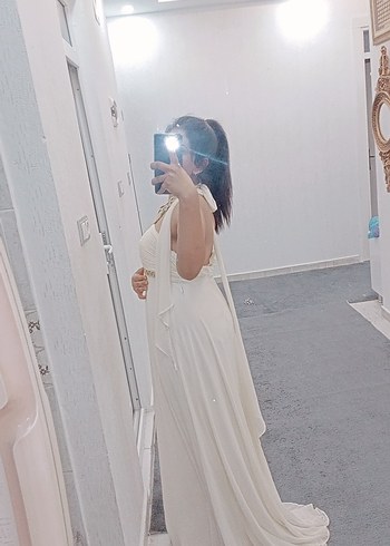 Wella Beyaz Drapeli Straplez Uzun Abiye Elbise