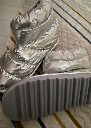 Gri parlak bot - Görsel 3