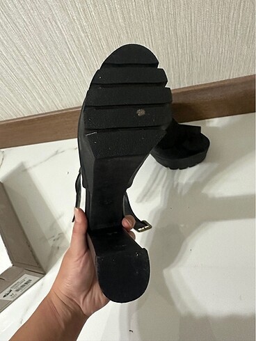 37 Beden siyah Renk Topuklu platform ayakkabı