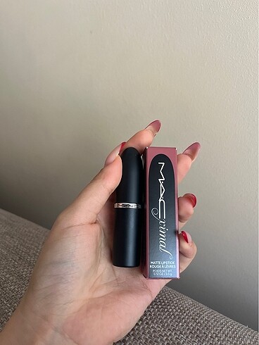 Mac velvet teddy