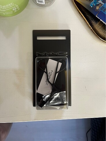 Kirpik kıvırıcı mac