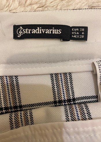 Stradivarius Stradivarius Düğmeli Ekose Mini Etek