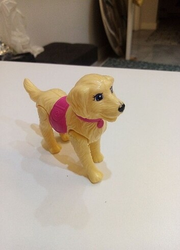  Mattel Barbie köpeği