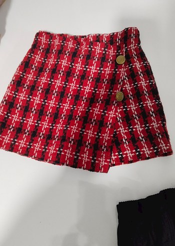 Düğmeli Kırmızı Ekose Mini Etek 2 4 yaş arası - Görsel 4