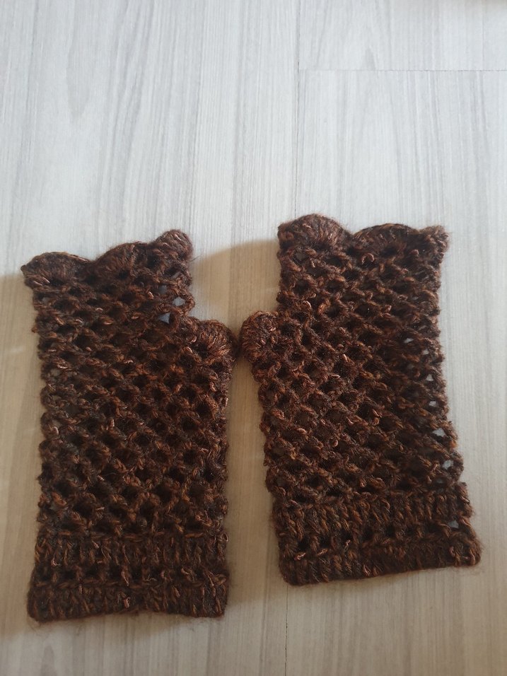 Kahverengi Örgü Bohem Kadın Eldiveni - Görsel 4