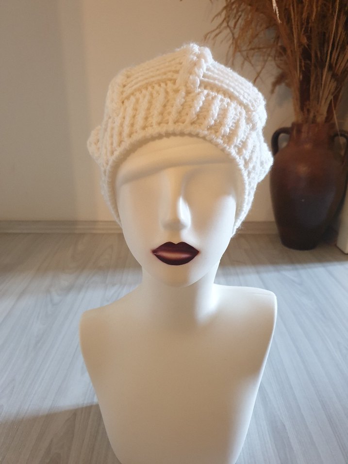 Beyaz Örgü Bohem Bere - Görsel 2