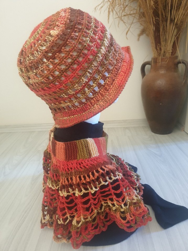 Renkli Volanlı Kadın Örgü yaka aksesuarı - Görsel 3