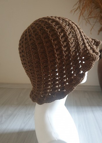 Kahverengi Örgü Kadın sapka
coton ip ile örülmüştür 
4 mevsimdir - Görsel 3