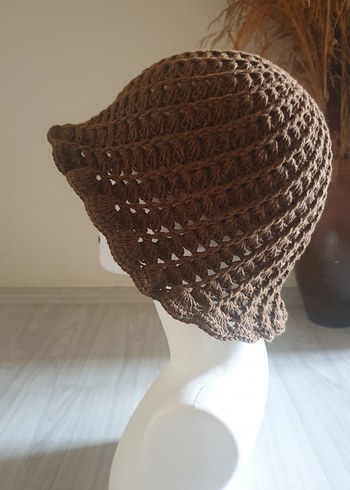 Kahverengi Örgü Kadın sapka
coton ip ile örülmüştür 
4 mevsimdir - Görsel 5