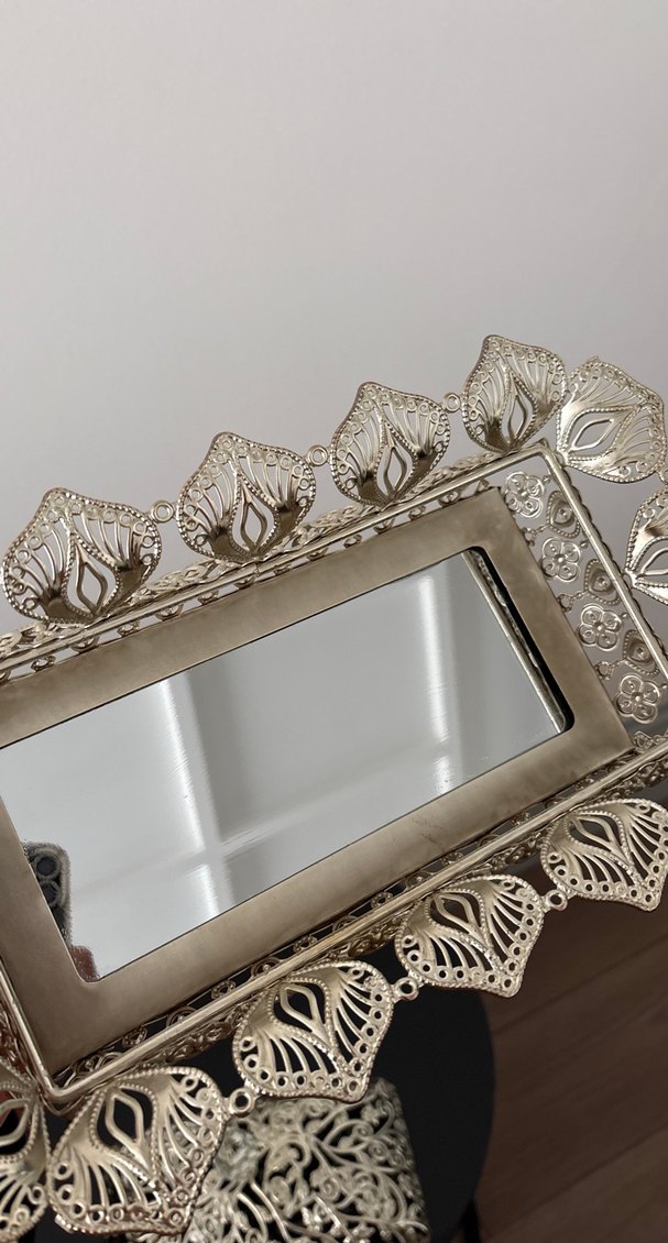 Dantel İşlemeli Vintage Gri Metal aynalı kapaklı - Görsel 3