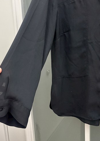 Siyah V Yakalı Uzun Kollu Kadın Gömlek - Görsel 3