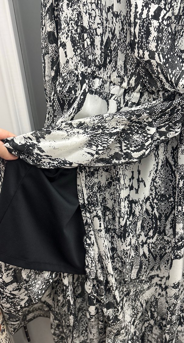 Bohem Gri Yılan Desenli Uzun Elbise - Görsel 4