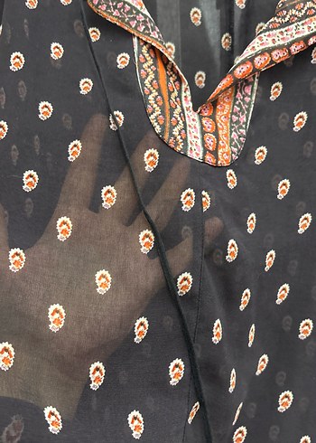 Bohem V Yaka Düğmeli Kadın Bluz - Görsel 2