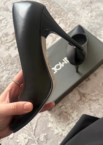 Kadın Siyah Tokalı Stiletto Topuklu Ayakkabı - Görsel 5