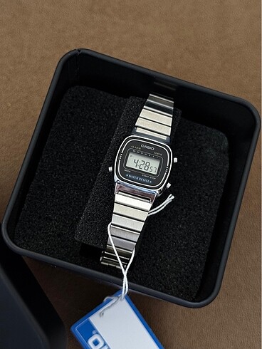 Casio Orijinal Casio mini retro dijital saat