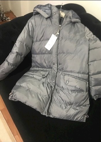 Düğmeli Gri Kadın Kışlık Mont