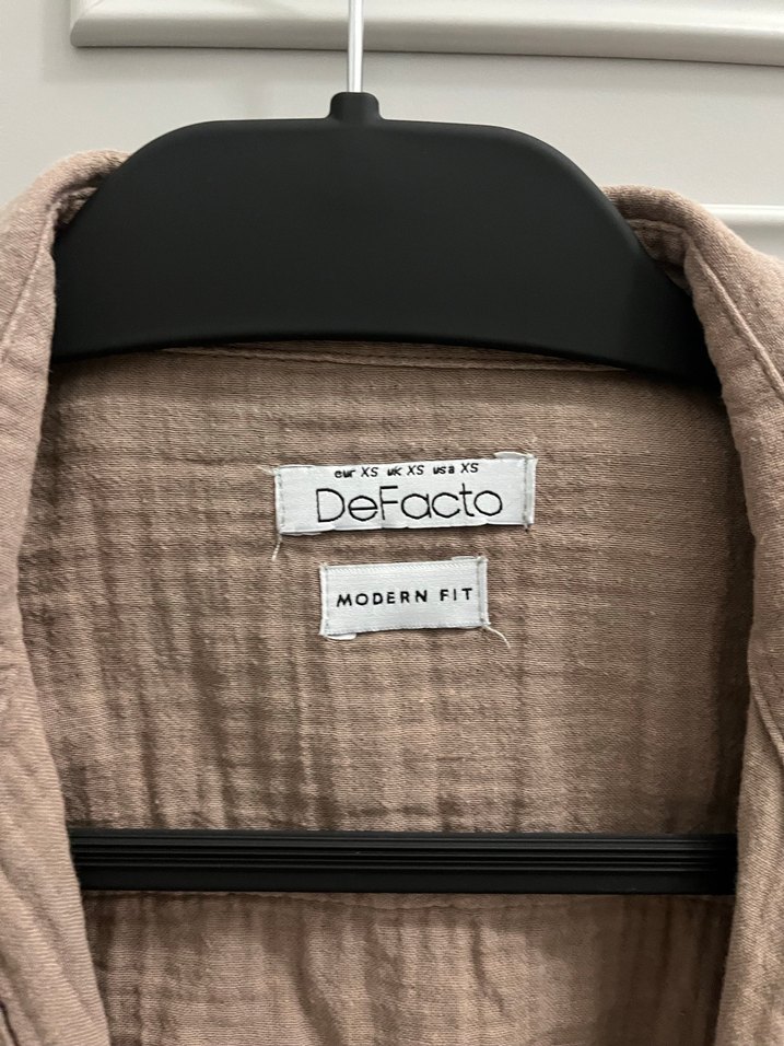 Bej Keten Düğmeli Uzun Kollu Kadın Gömlek - Görsel 3