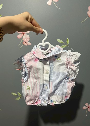 Kız Çocuk Pembe Düğmeli Kolsuz Gömlek - Görsel 3