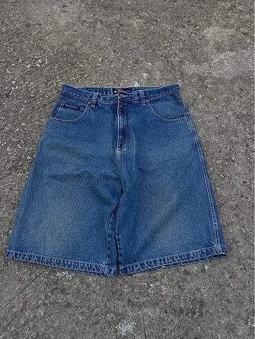 36 Beden Sotuhpole Pislick Ed hardy Ecko unltd y2k affliction Karl kani