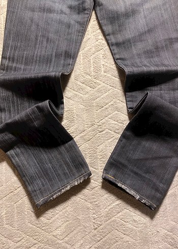 28 Beden Gri Rahat Kesim Midi Kadın Kot Pantolon