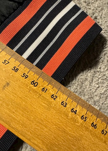 Kapüşonlu Siyah Ceket - Görsel 5