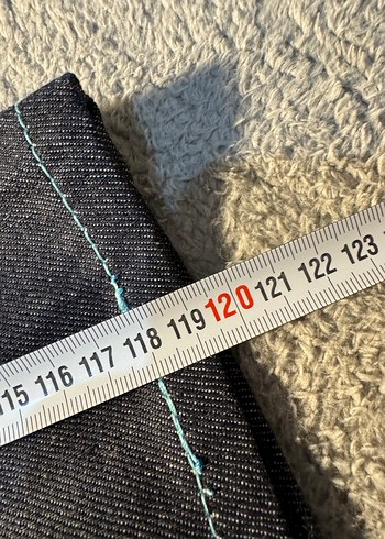 Gri Nakışlı ve Kürklü Oversize Kot Pantolon - Görsel 5