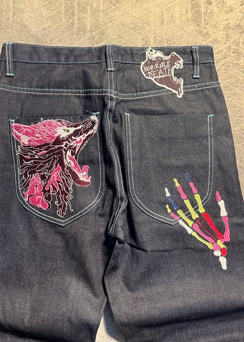 Gri Nakışlı ve Kürklü Oversize Kot Pantolon - Görsel 2