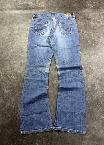 Levis ürünü