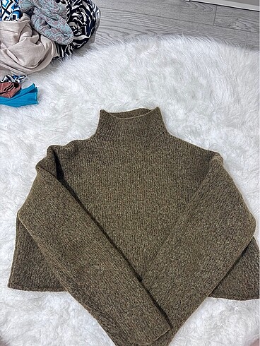 Zara Yeşil Crop Kazak