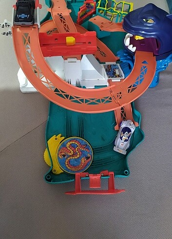  Beden Renk Hot wheels 