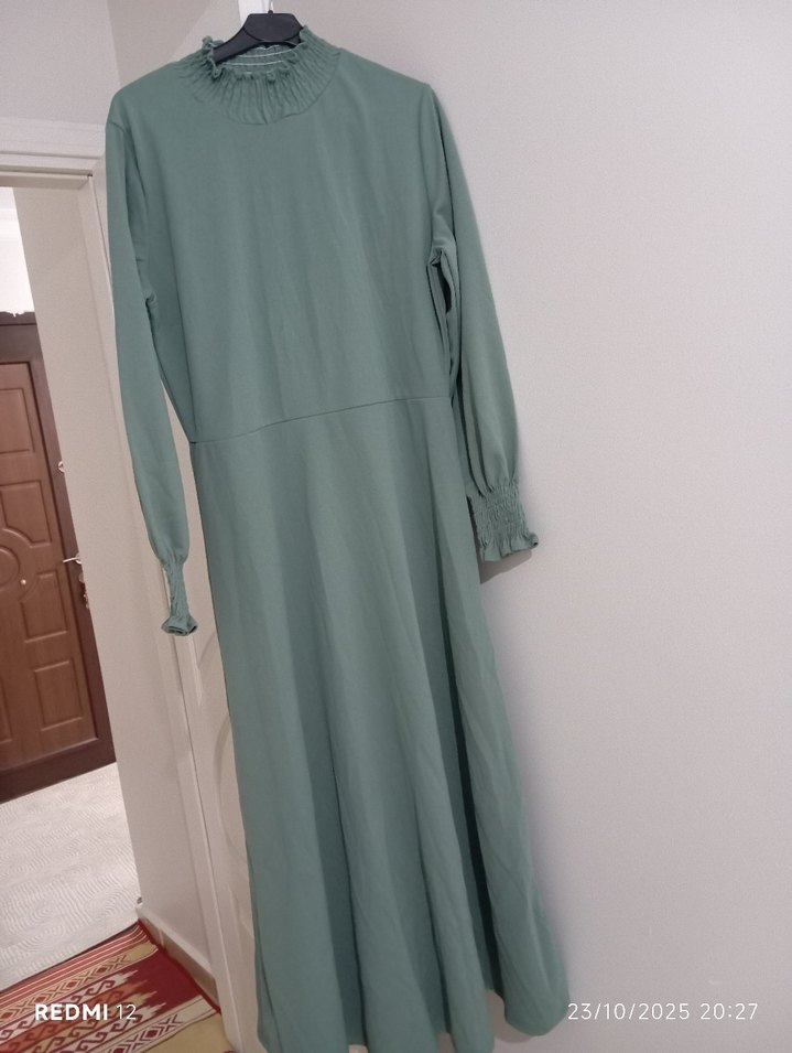 Yeşil Uzun Kollu Salaş Elbise - Görsel 3