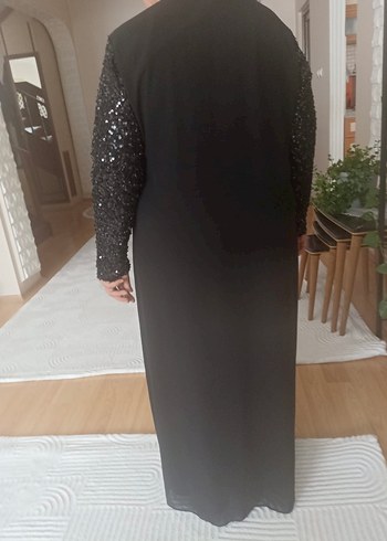Diğer Siyah Boncuk İşlemeli Uzun Kollu Uzun Elbise
